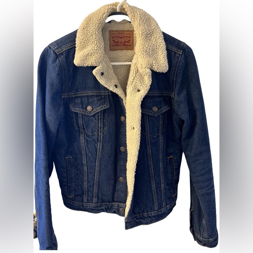 Levi Denim Trucker Jacket with Sherpa Lining (Women’s)